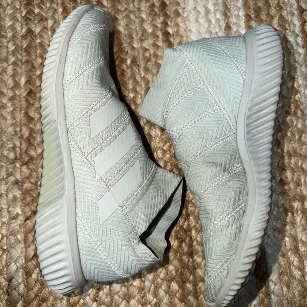 Adidas Nemeziz Tango 18.1 Ultra Boost Pure Solar Sneaker Ash Silver/ SZ 8.5